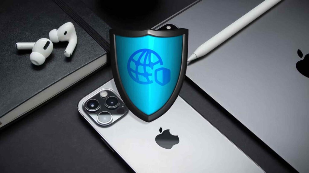 key differences between iCloud Private Relay and a VPN